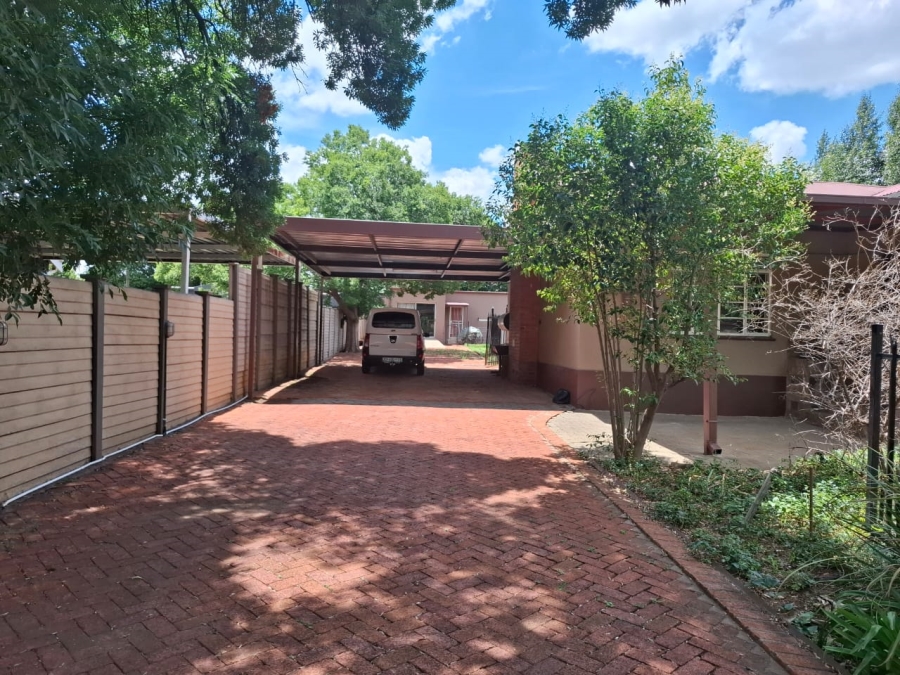 4 Bedroom Property for Sale in Bayswater Free State